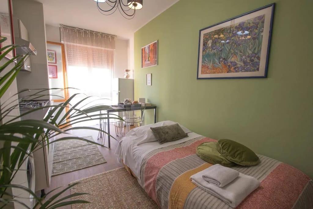 Alice'S Guest Parking & Wi-Fi Apartment Pisa Bagian luar foto