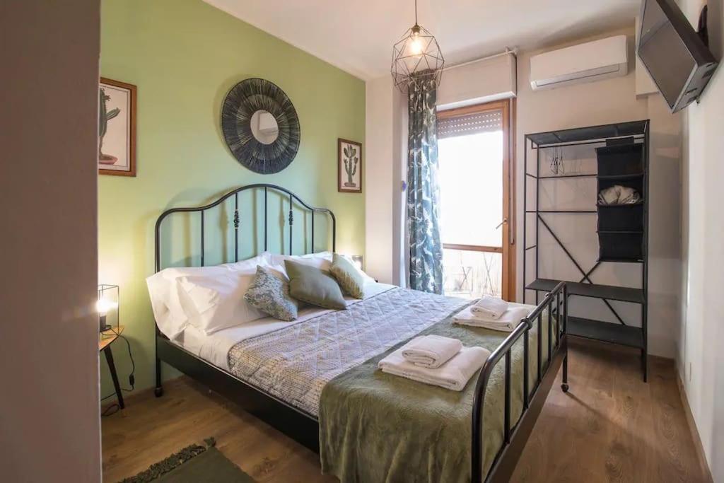 Alice'S Guest Parking & Wi-Fi Apartment Pisa Bagian luar foto